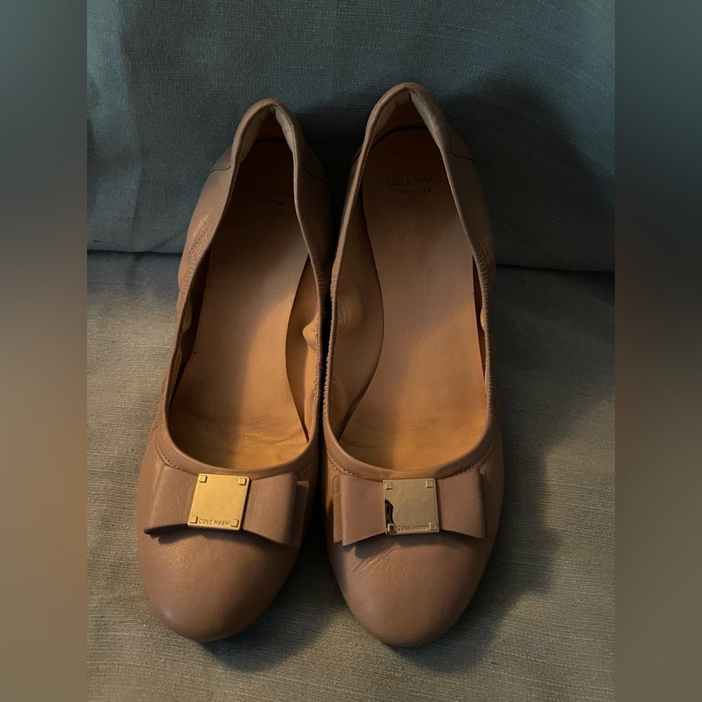 Cole Haan leather Flats size 10